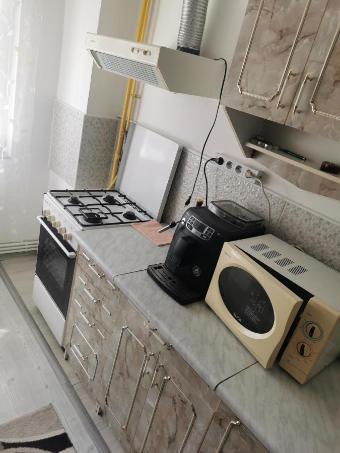 Apartament Vrevents Deva Esterno foto